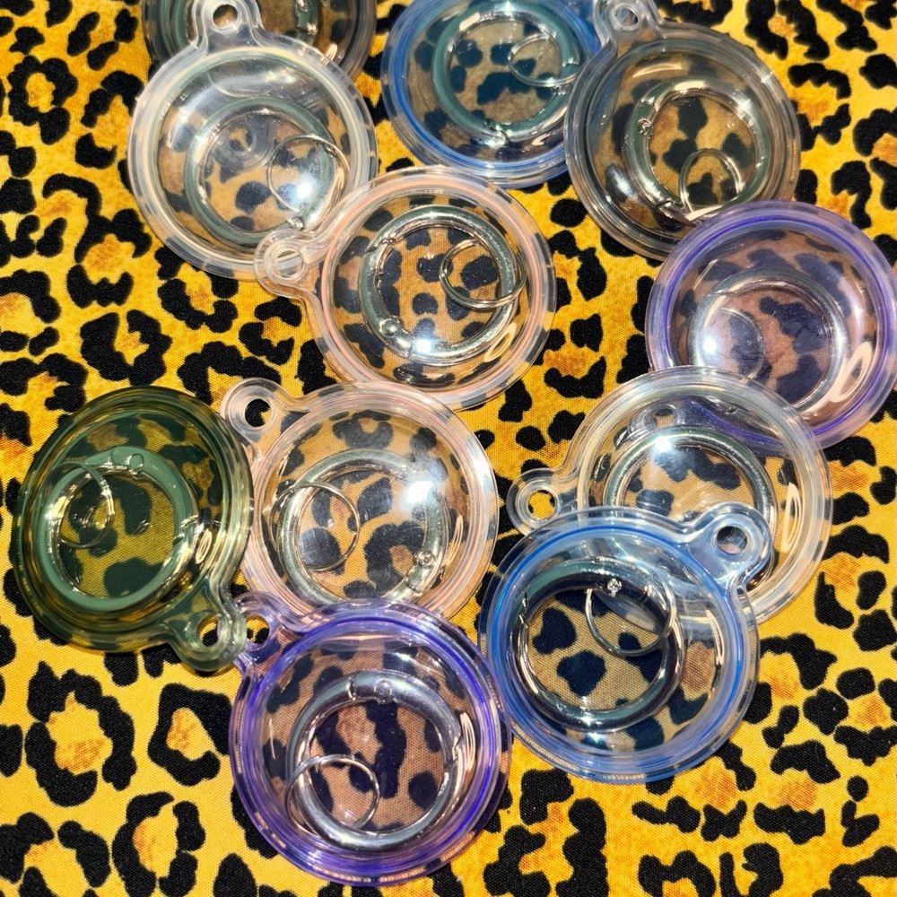 FREE SHIPPING AIRTAG Keychain Holders